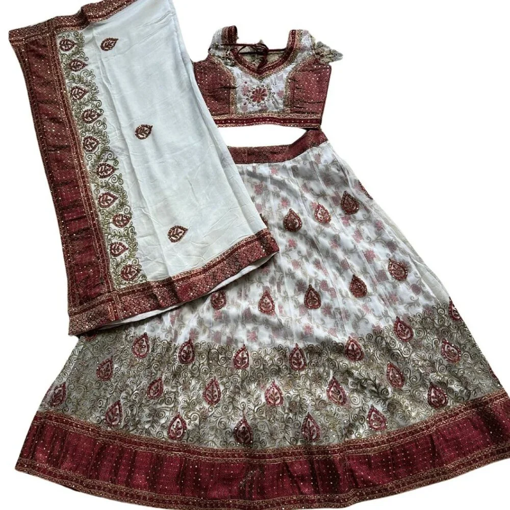 3 Piece Indian Lengha Set - Red/White/Gold Floral Detail - Picture 1 of 7